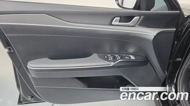 Kia K5 (III) 2.0 Prestige 2024 — фото 24