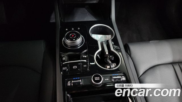 Kia K5 (III) 2.0 Prestige 2024 — фото 9