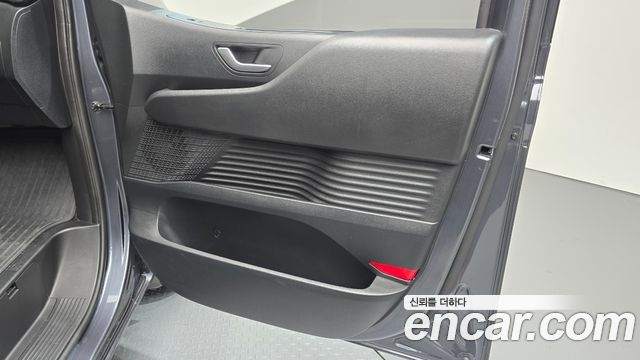 Hyundai Staria Cargo 5-Seater Modern 2022 — фото 31