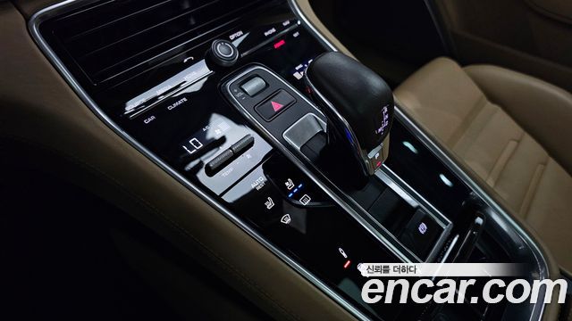 Porsche Panamera (971) 4.0 Turbo 2018 — фото 9