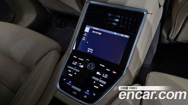 Porsche Panamera (971) 4.0 Turbo 2018 — фото 18
