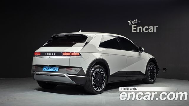 Hyundai Ioniq 5 Long range Exclusive 2023 — фото 2