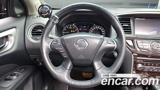 Nissan Pathfinder (IV) 3.5 4WD 2015 — фото 12