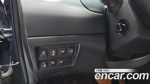 Nissan Pathfinder (IV) 3.5 4WD 2015 — фото 16