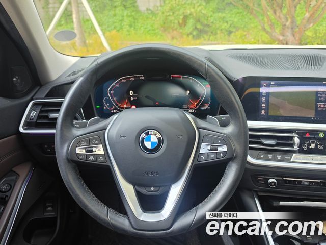BMW 3 Series (G20) 330i Luxury 2019 — фото 16