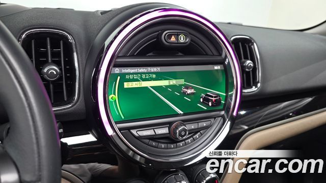 MINI Cooper Countryman HIGH 2nd 2020 — фото 19