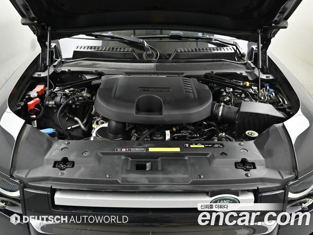 Land Rover Defender (L663) 110 D300 HSE 2022 — фото 6