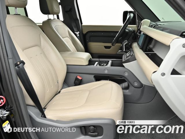 Land Rover Defender (L663) 110 D300 HSE 2022 — фото 10