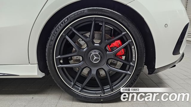 Mercedes-Benz A-Class (W177) AMG A45 S 4MATIC+ Hatchback 2025 — фото 21