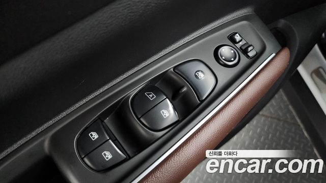 Renault Korea QM6 2.0 GDe RE Signature 2WD 2020 — фото 27