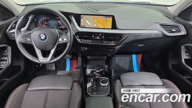 BMW 1 Series (F40) 118d Sport 2021 — фото 7