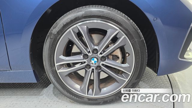 BMW 1 Series (F40) 118d Sport 2021 — фото 21