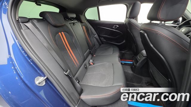 BMW 1 Series (F40) 118d Sport 2021 — фото 29
