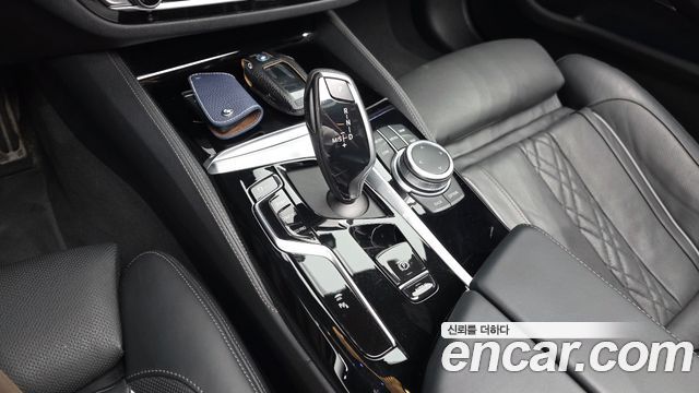 BMW 5 Series (G30) 530i xDrive M Sport Package 2022 — фото 9