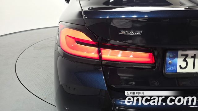 BMW 5 Series (G30) 530i xDrive M Sport Package 2022 — фото 23