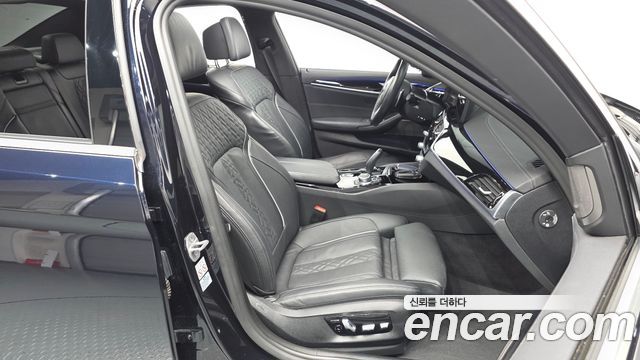 BMW 5 Series (G30) 530i xDrive M Sport Package 2022 — фото 26