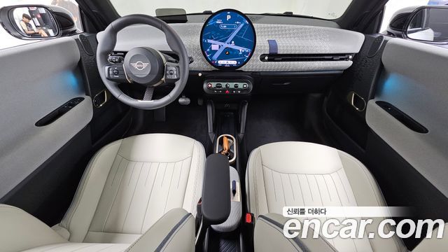 MINI Cooper Electric (IV) SE Favoured 2024 — фото 7
