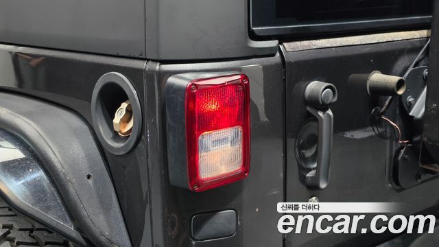 Jeep Wrangler (JK) 3.6 Rubicon 4Door 2016 — фото 23