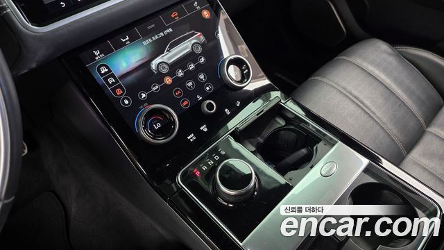 Land Rover Range Rover Velar 3.0 D300 R-Dynamic HSE 2019 — фото 9