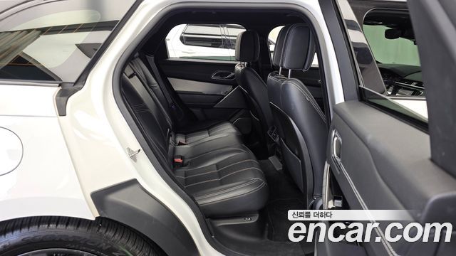 Land Rover Range Rover Velar 3.0 D300 R-Dynamic HSE 2019 — фото 12