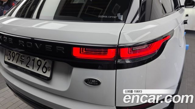 Land Rover Range Rover Velar 3.0 D300 R-Dynamic HSE 2019 — фото 23
