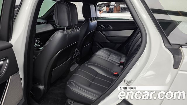 Land Rover Range Rover Velar 3.0 D300 R-Dynamic HSE 2019 — фото 26