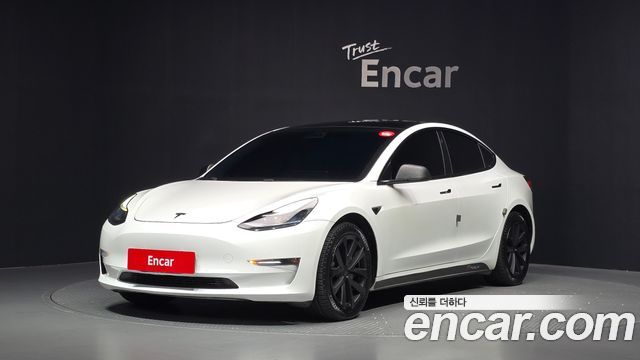 Tesla Model 3 Long Range AWD