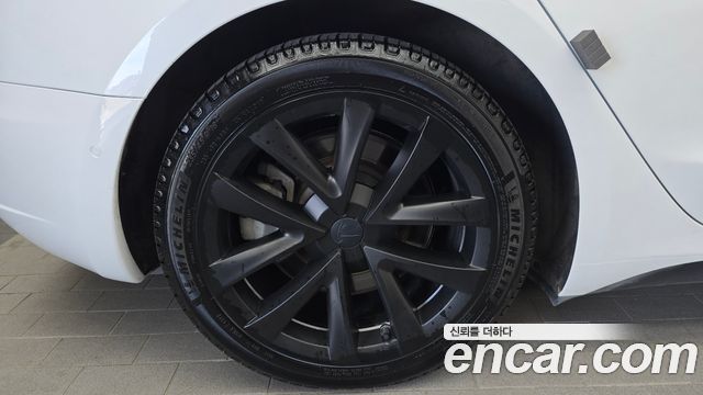 Tesla Model 3 Long Range AWD 2021 — фото 5