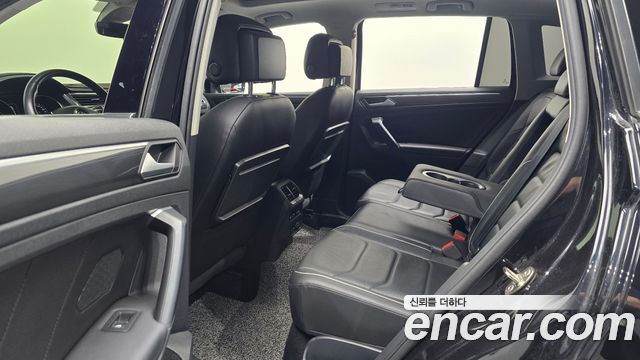 Volkswagen Tiguan (II) 2.0 TDI Prestige 2020 — фото 12