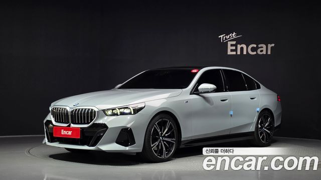 BMW 5 Series (G60) 530i xDrive M Sport