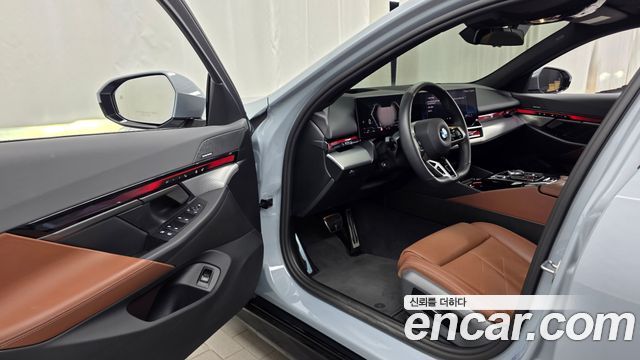BMW 5 Series (G60) 530i xDrive M Sport 2024 — фото 10