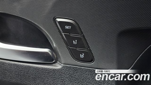 Hyundai Santa Fe Gasoline 2.5T 2WD Prestige 2023 — фото 30