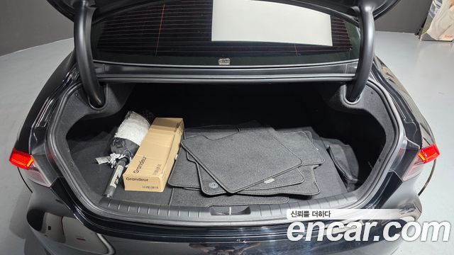 Hyundai Grandeur (IG) 3.0 LPi Rent Car Exclusive 2022 — фото 19