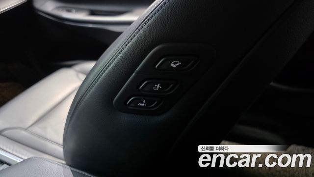 Hyundai Grandeur (IG) 3.0 LPi Rent Car Exclusive 2022 — фото 35