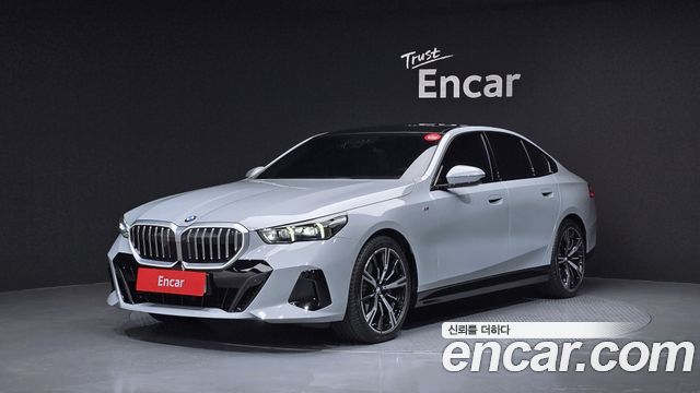 BMW 5 Series (G60) 530i xDrive M Sport 2024 — фото 1