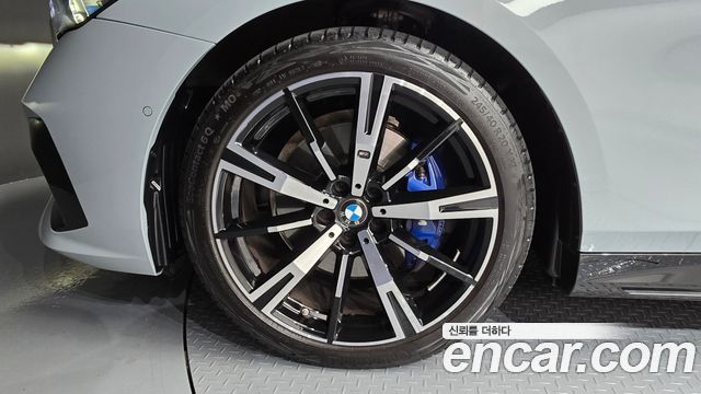 BMW 5 Series (G60) 530i xDrive M Sport 2024 — фото 5