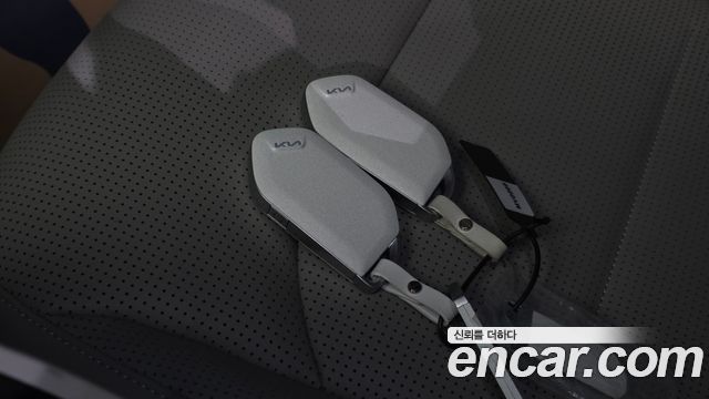 Kia EV6 Long Range 4WD Light 2025 — фото 15