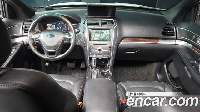 Ford Explorer 2.3 Limited 4WD 5th 2017 — фото 7