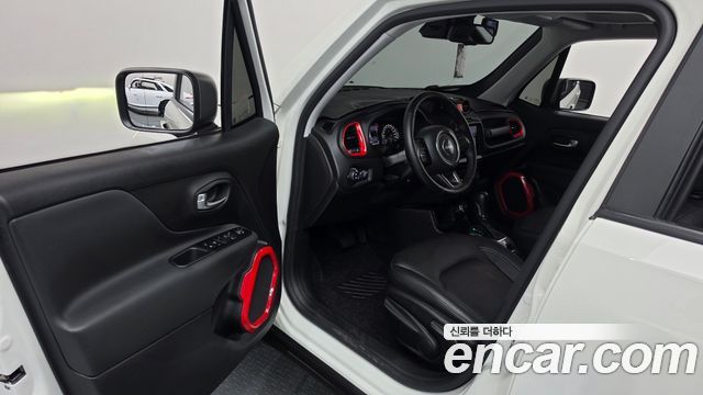 Jeep Renegade 2.4 Limited 2020 — фото 10