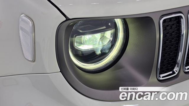 Jeep Renegade 2.4 Limited 2020 — фото 22