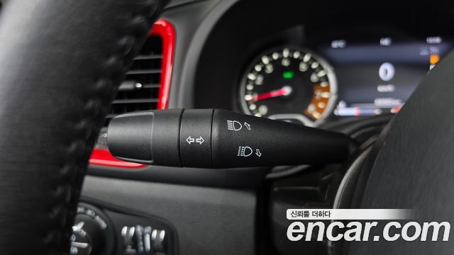 Jeep Renegade 2.4 Limited 2020 — фото 29