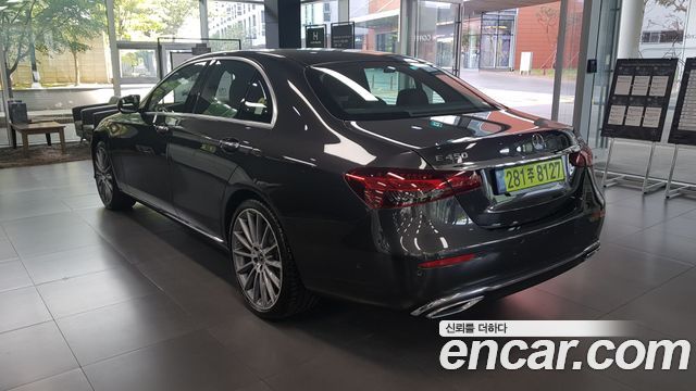 Mercedes-Benz E-Class (W213) E450 4MATIC Exclusive 2023 — фото 2