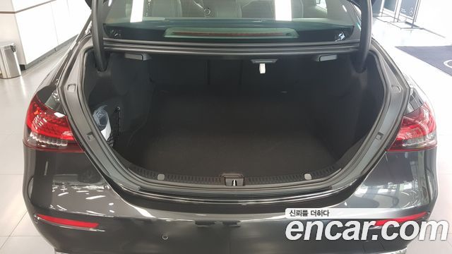 Mercedes-Benz E-Class (W213) E450 4MATIC Exclusive 2023 — фото 15