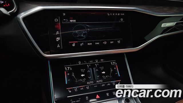 Audi A6 (C8) 40 TDI Premium 2023 — фото 27