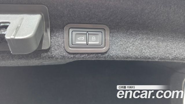 Audi A6 (C8) 40 TDI Premium 2023 — фото 34
