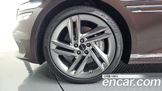 Genesis G80 (RG3) Gasoline 3.5 Turbo AWD 2025 — фото 5