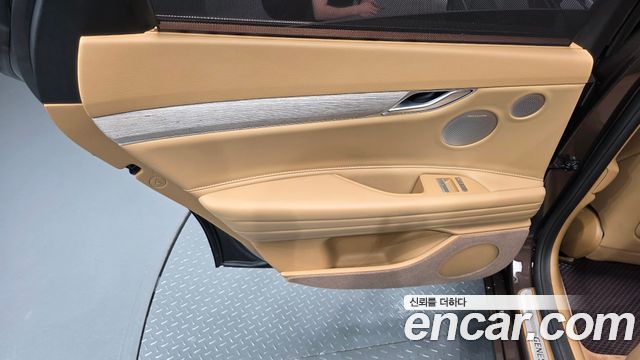 Genesis G80 (RG3) Gasoline 3.5 Turbo AWD 2025 — фото 25