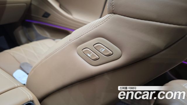 Genesis G80 (RG3) Gasoline 3.5 Turbo AWD 2025 — фото 31