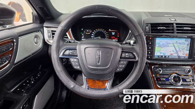 Lincoln Continental (X) 3.0 AWD 2019 — фото 13