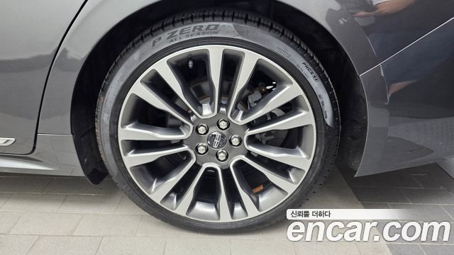 Lincoln Continental (X) 3.0 AWD 2019 — фото 21